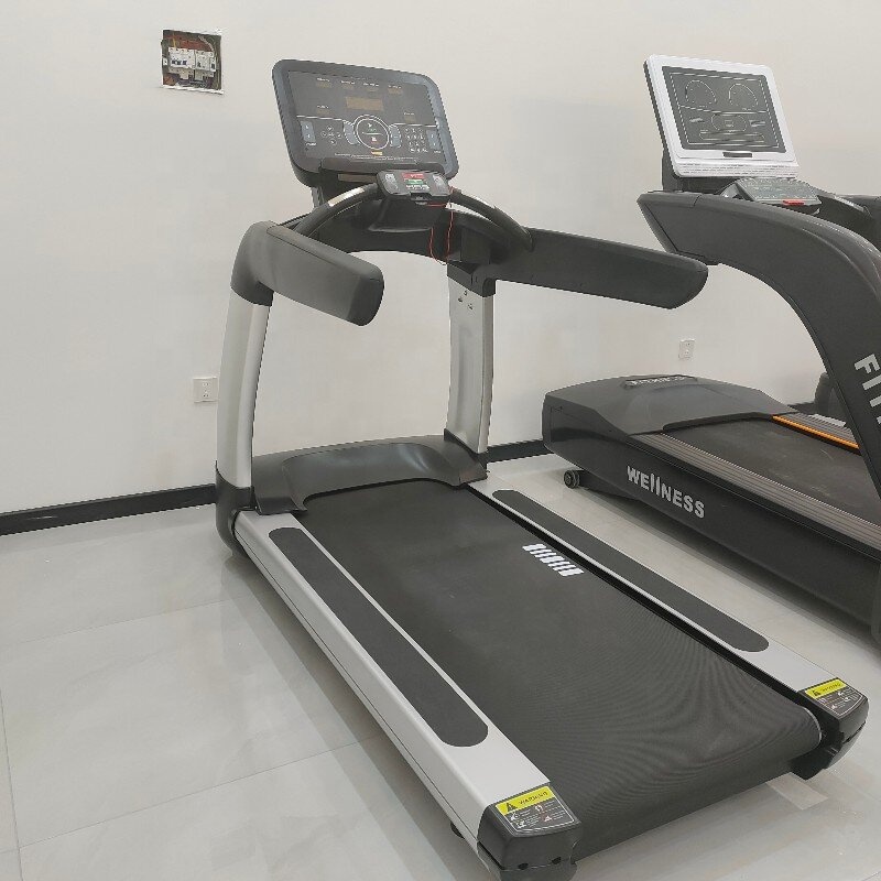 Gym Use Electric Treadmill 3 H - High And Running Gear recension och pris