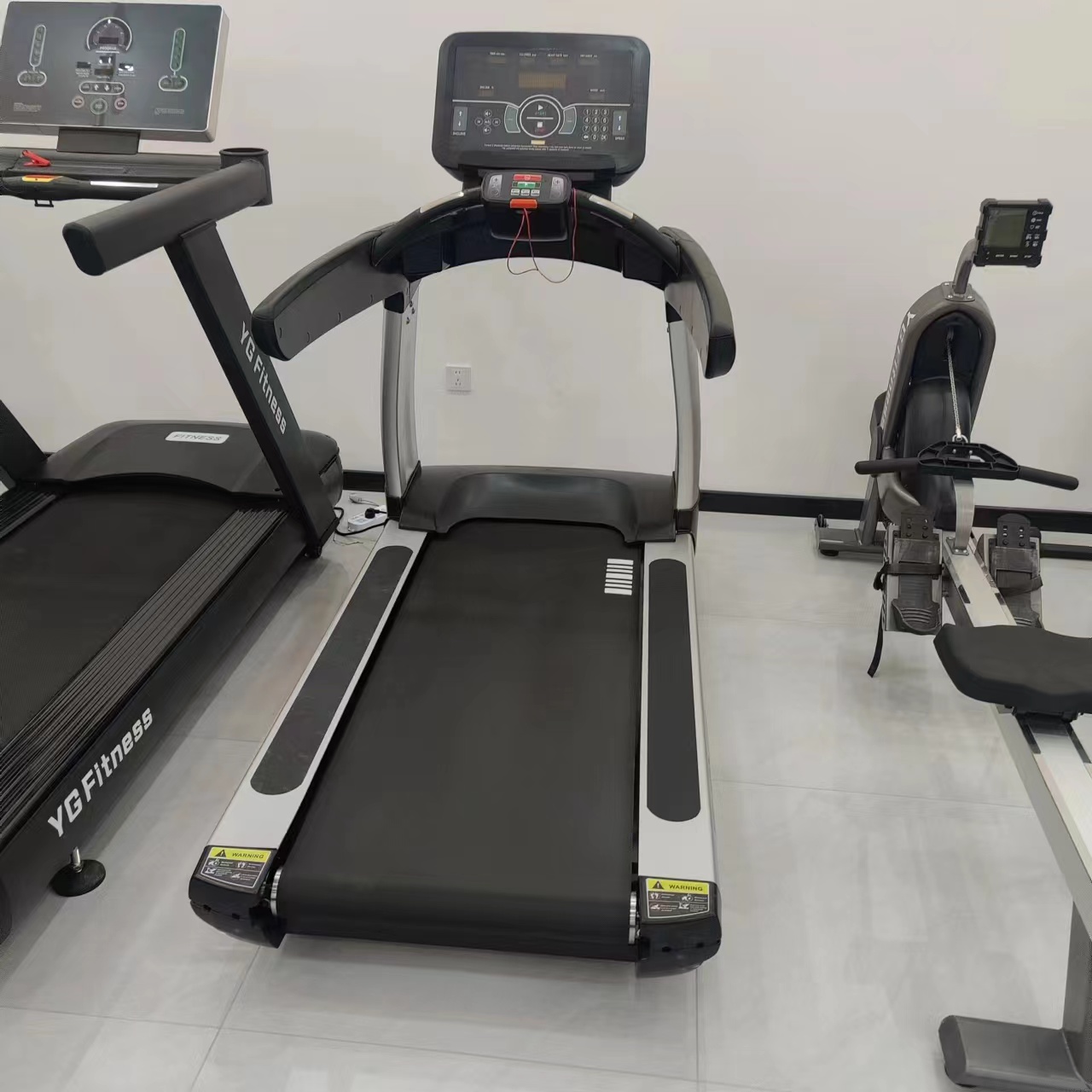 Gym Use Electric Treadmill 3 H - High And Running Gear recension och pris